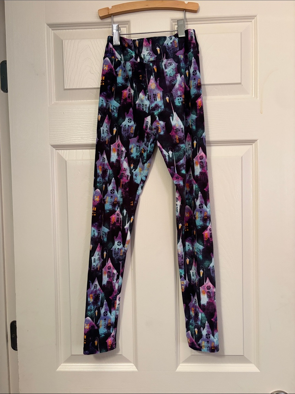 LuLaRoe Black Purple Multi Haunted House Kids Leggings